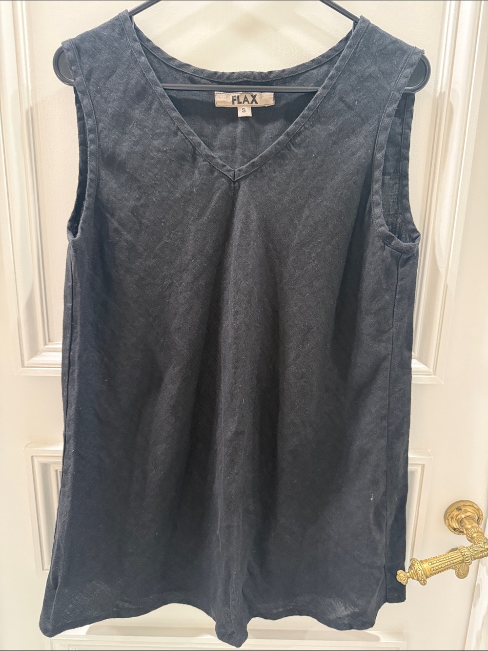 NWOT Flax Linen V-Neck Sleeveless Tank Top in Black - Small (172)